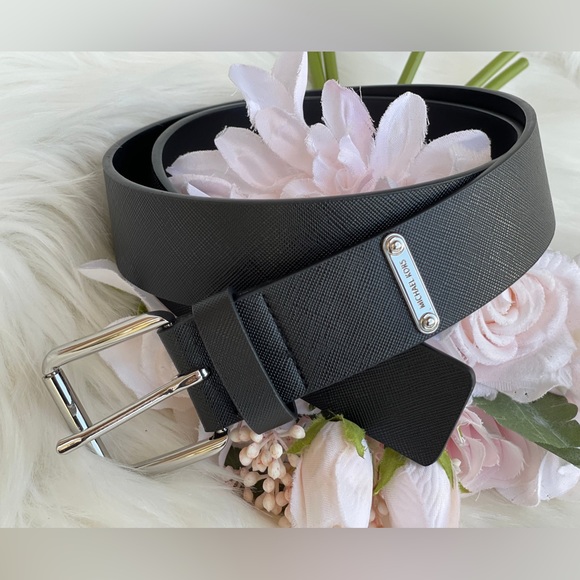 Michael Kors Women'a Black Belt - Picture 3 of 9